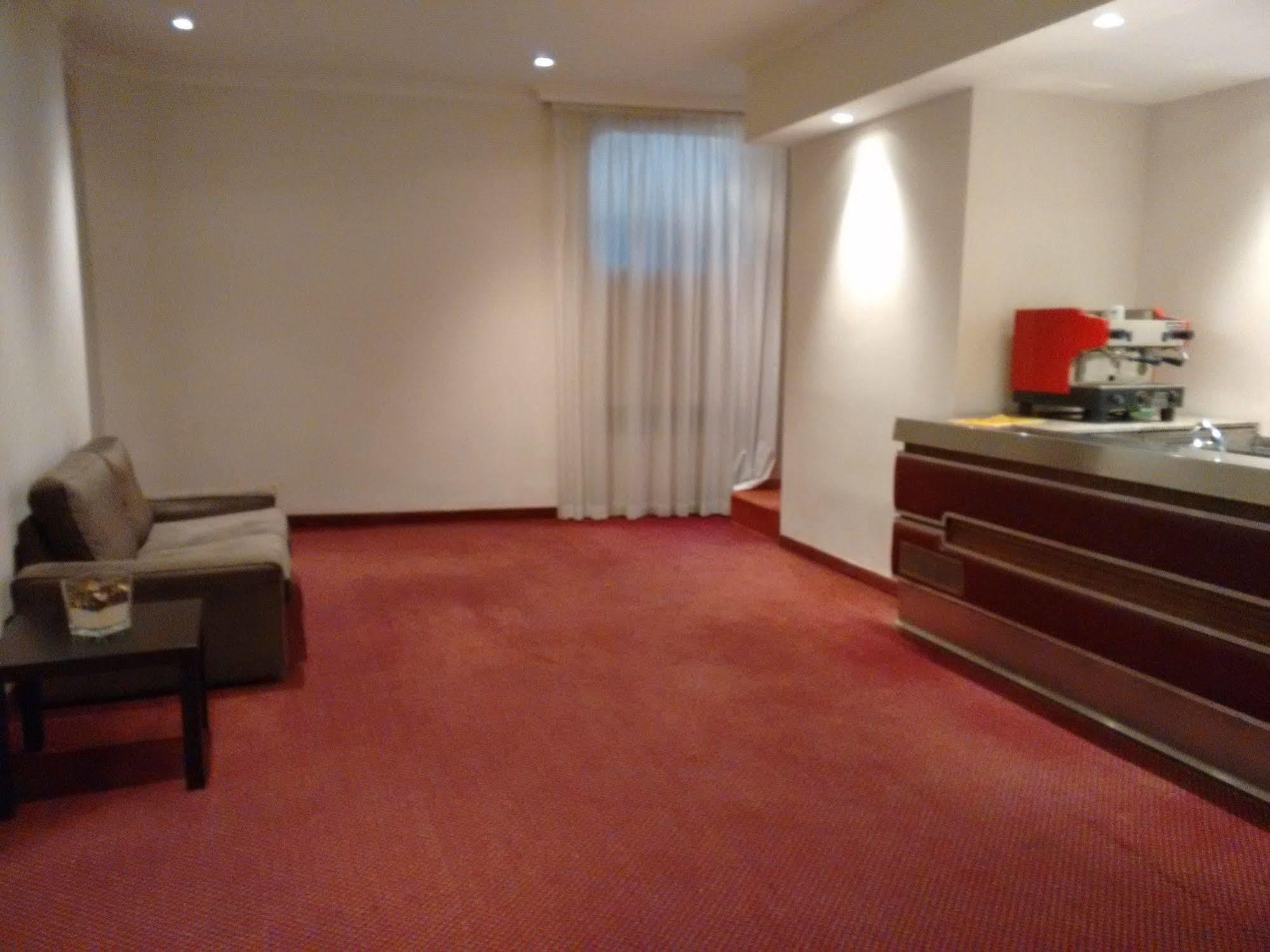 רומא Hotel Centro מראה חיצוני תמונה